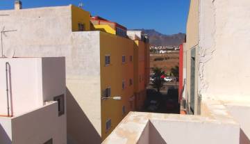 vecindario_building_3plantas_sale_property_01.JPG