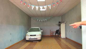 vecindario_building_3plantas_sale_property_100.JPG
